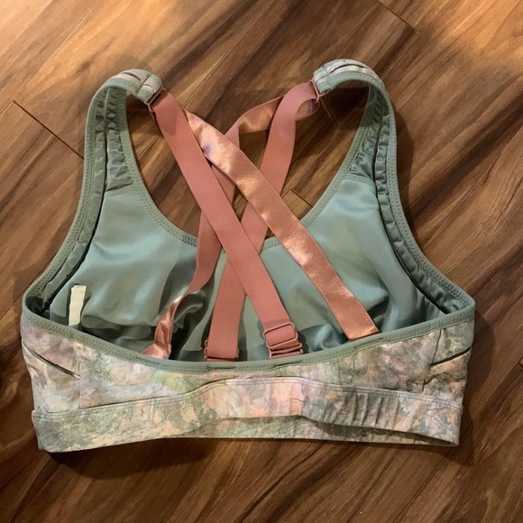 Fabletics, sports bra - Picture 2 of 2